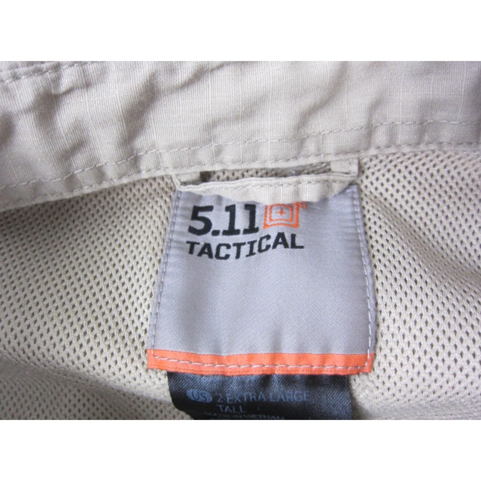 Vintage 5.11 Tactical Shirt 2XLT Beige Tan Short Sleeve Button-Up Collared Pockets Canvas Workwear 90s Mens Size US XXL / EU 58 / 5 - 4 Thumbnail