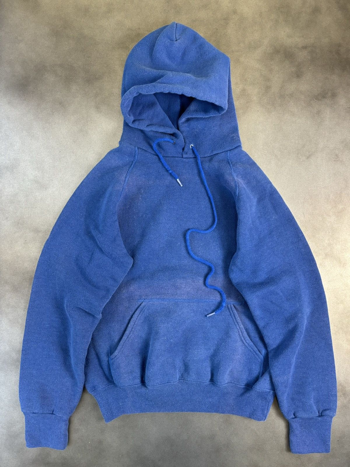 Russell Athletic × Vintage 1980s Bassett Walker Sweatshirt Vintage Hoodie Raglan Faded Size US S / EU 44-46 / 1 - 1 Thumbnail