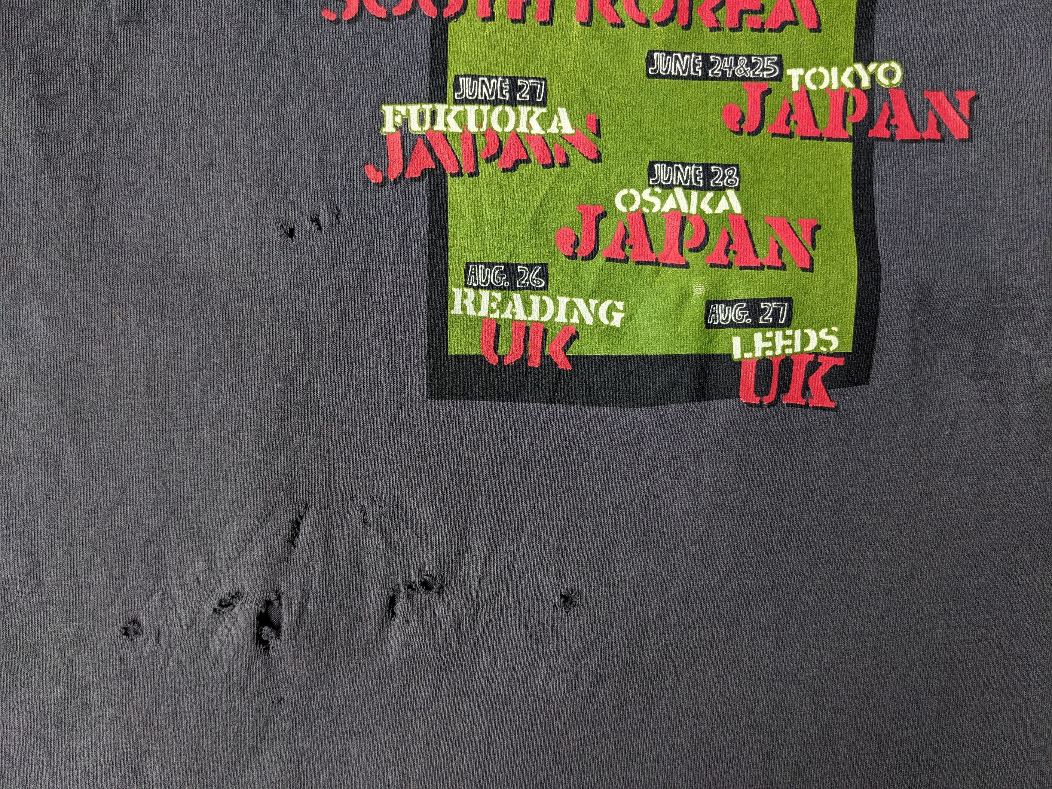 Rage Against The Machine Vintage 2000 Rage Againt The Machine distressed shirt Size US M / EU 48-50 / 2 - 7 Thumbnail
