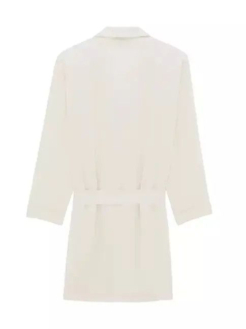 Saint Laurent Paris o1bcso1str1124 Belted Jacket in Crepe Satin in Ivory Size US S / EU 44-46 / 1 - 2 Thumbnail