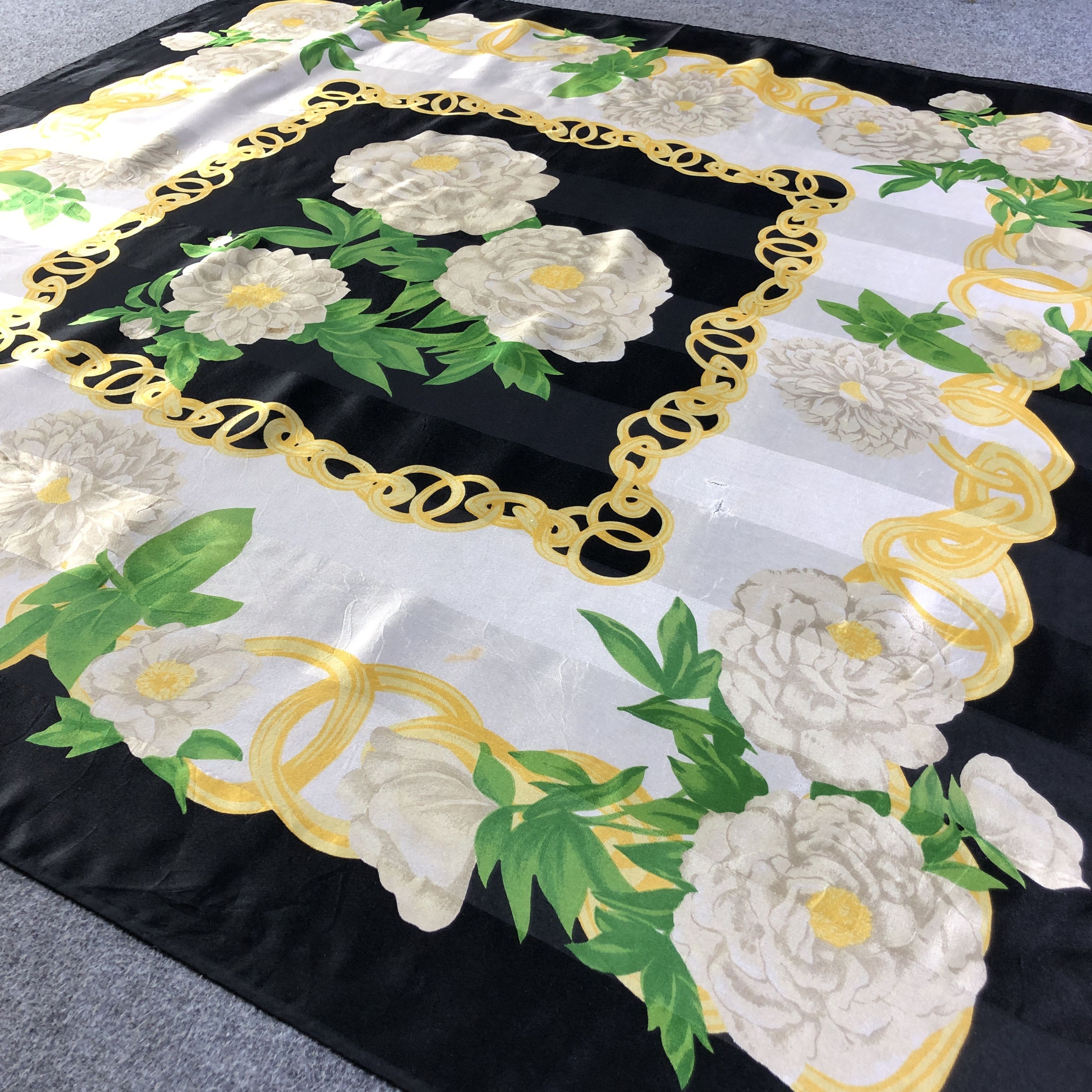 Vintage Piazza Di Spagna Floral Hand Rolled Silk Scarf M1007 Size ONE SIZE - 3 Thumbnail