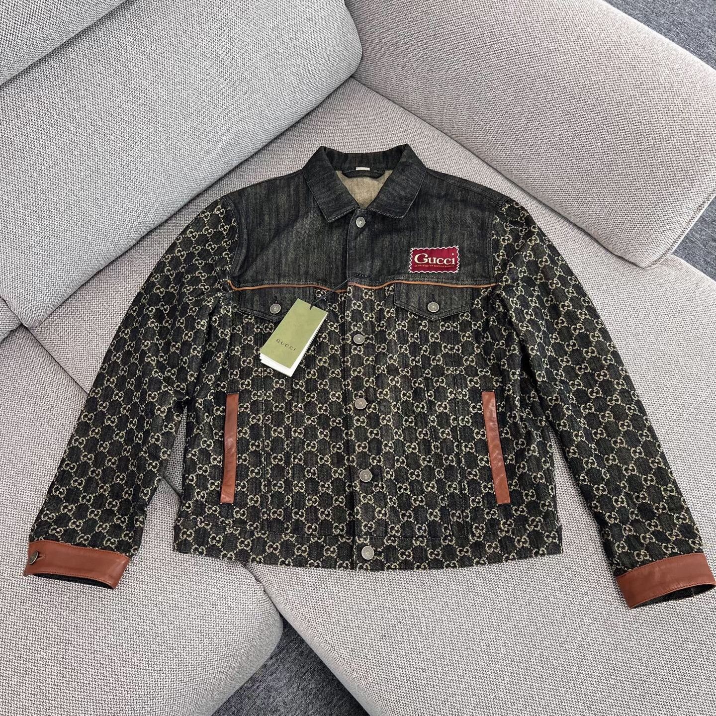 Gucci Gucci Retro Denim Light Jacket l Men Size US L / EU 52-54 / 3 - 1 Thumbnail