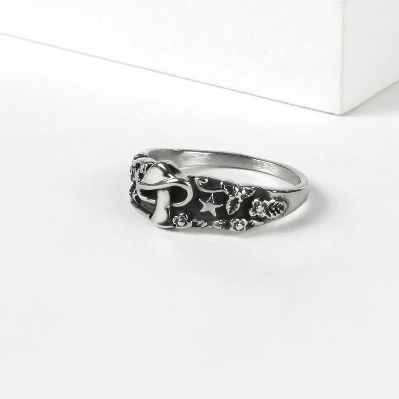 Jewelry Star Flower Pattern Ring Size ONE SIZE - 1 Thumbnail