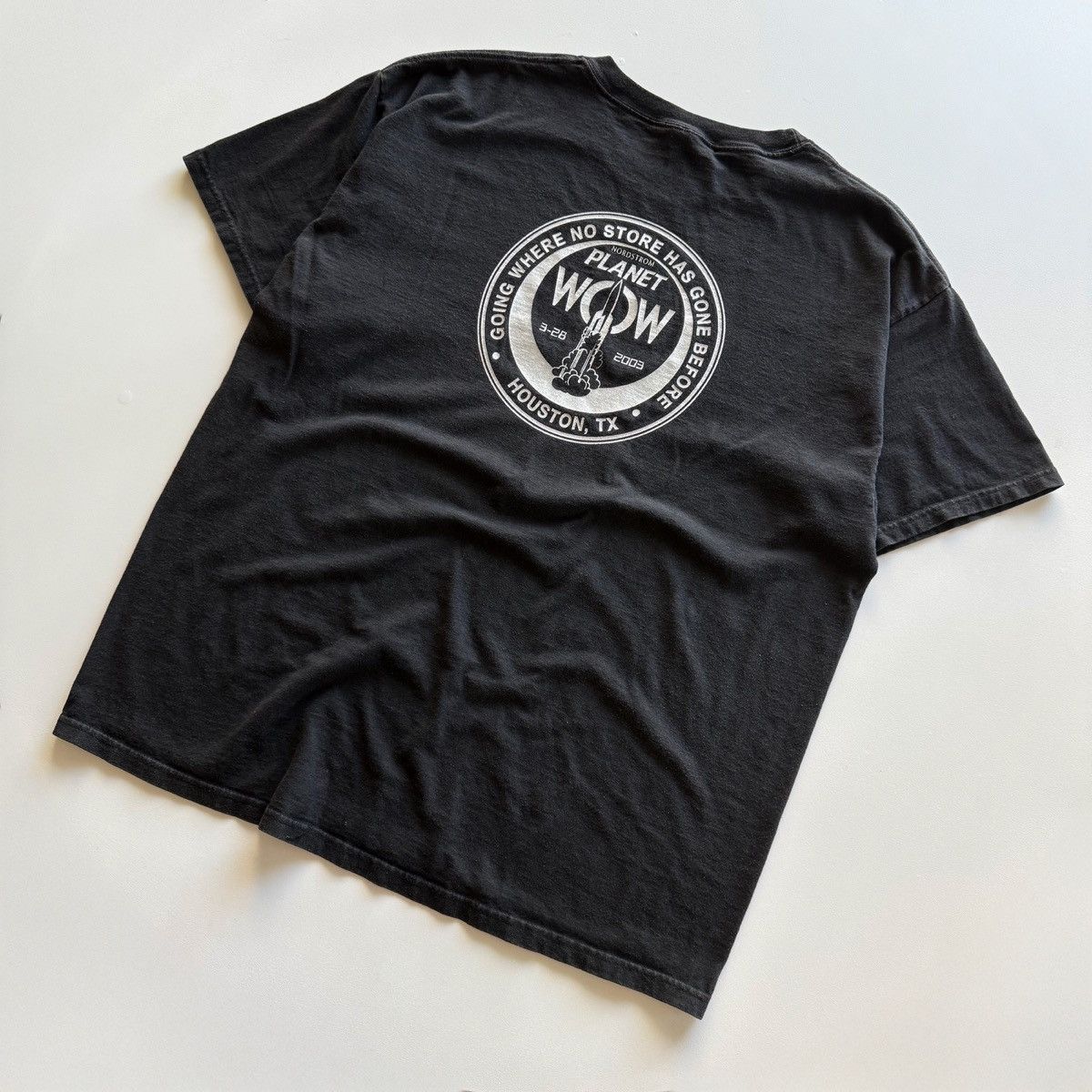 Vintage 2003 Vintage Nordstrom Galleria Planet Wow Tee Size US XL / EU 56 / 4 - 2 Thumbnail
