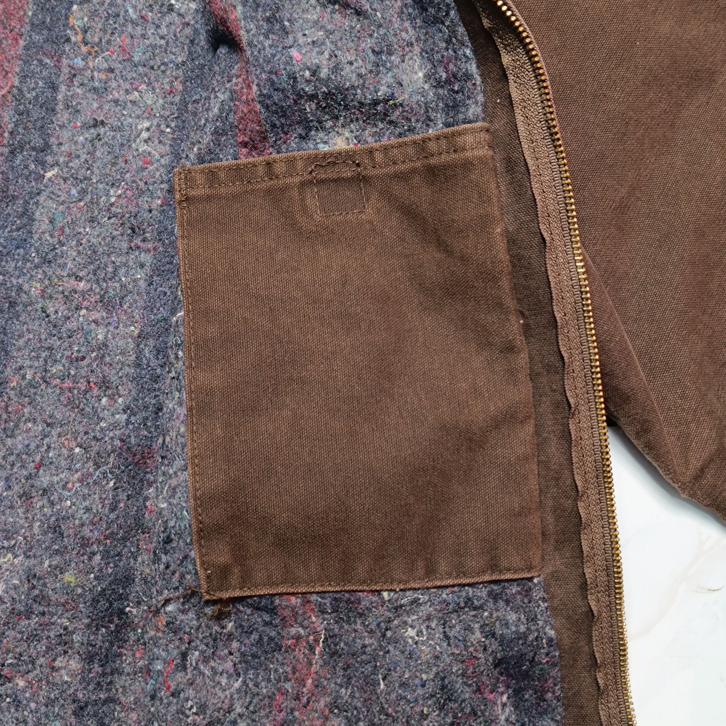 Carhartt ❌ SOLD OUT ❌ Vintage Carhartt Detroit Jacket J146 CHT Size US L / EU 52-54 / 3 - 8 Thumbnail