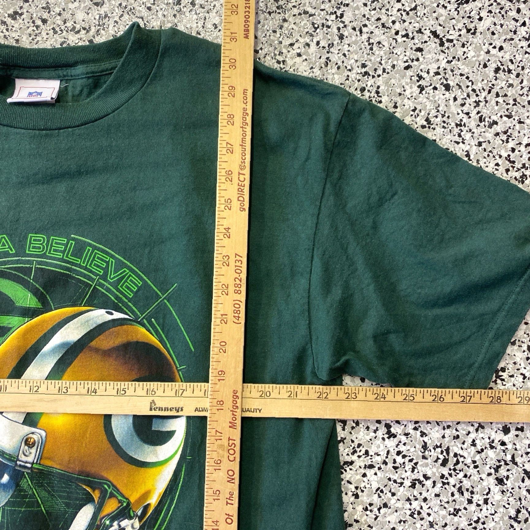 NFL VINTAGE NFL Green Bay Packers helmet Logo T-Shirt Large Mens 90s Team Football Green Cotton Knit Embroidered Short Sleeve Crew Neck Casual Shirt Size US L / EU 52-54 / 3 - 2 Thumbnail