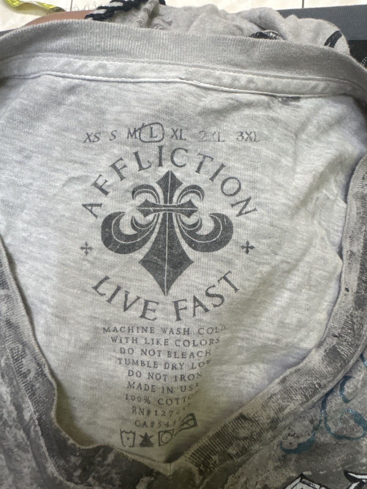 Affliction Rare Affliction Big Cross Wings Graphic Tee in Black Stitch Size US M / EU 48-50 / 2 - 10 Thumbnail