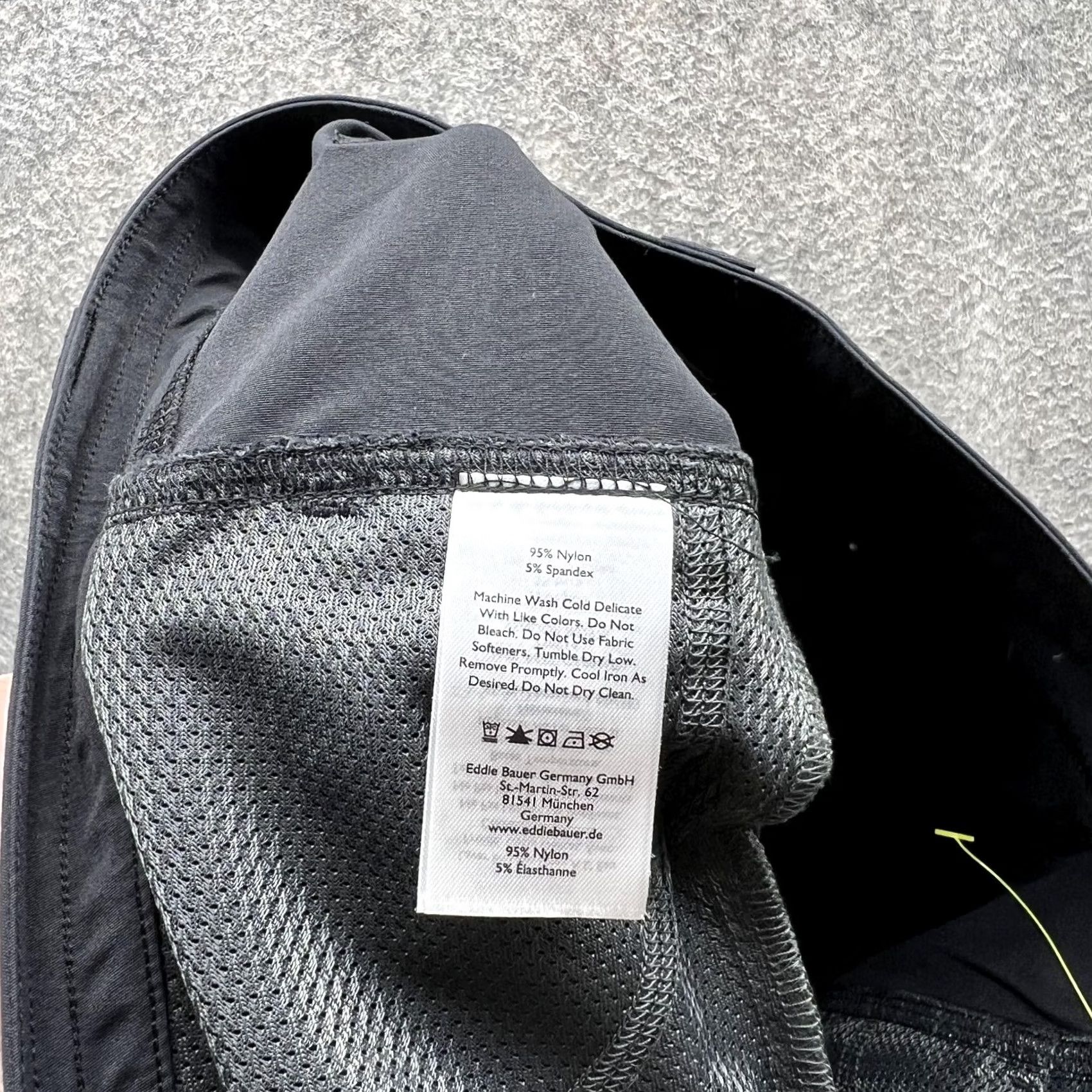 Eddie Bauer Eddie Bauer Pants Women 6 Black Chino Flat Front Nylon Casual Spandex Size 28" / US 6 / IT 42 - 3 Thumbnail