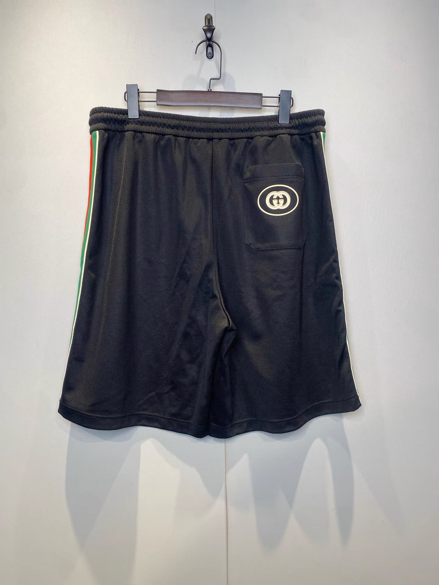 Gucci Gucci Casual Shorts With Red-Green Stripe K36 Size US 42 / EU 58 - 2 Thumbnail