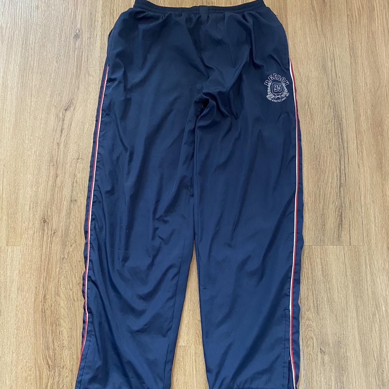 Reebok Navy and red vintage track pants sportswear Baggy Size US S / EU 44-46 / 1 - 2 Thumbnail