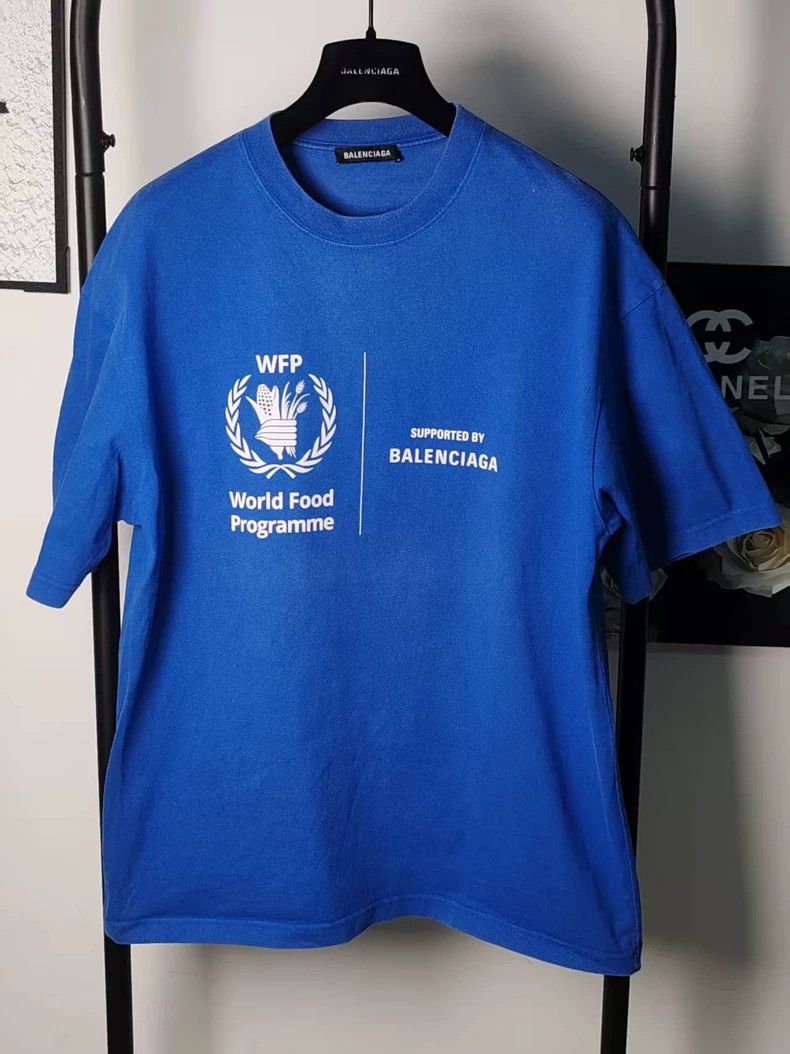 Balenciaga Balenciaga Logo Short Sleeve T-shirt - dmc Size US S / EU 44-46 / 1 - 1 Thumbnail