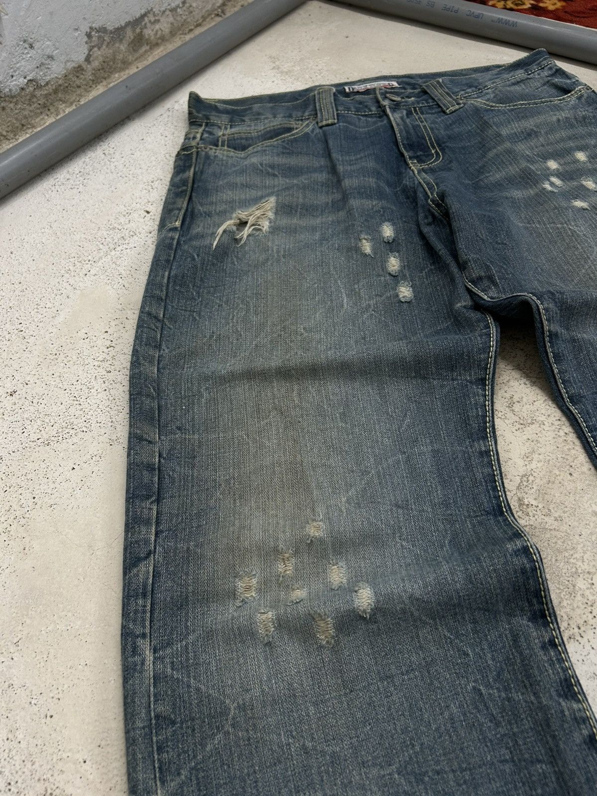Le Grande Bleu (L.G.B.) Vintage Daily Topics Rainbow Baggy Distressed Washed Whisker Size US 33 - 5 Thumbnail