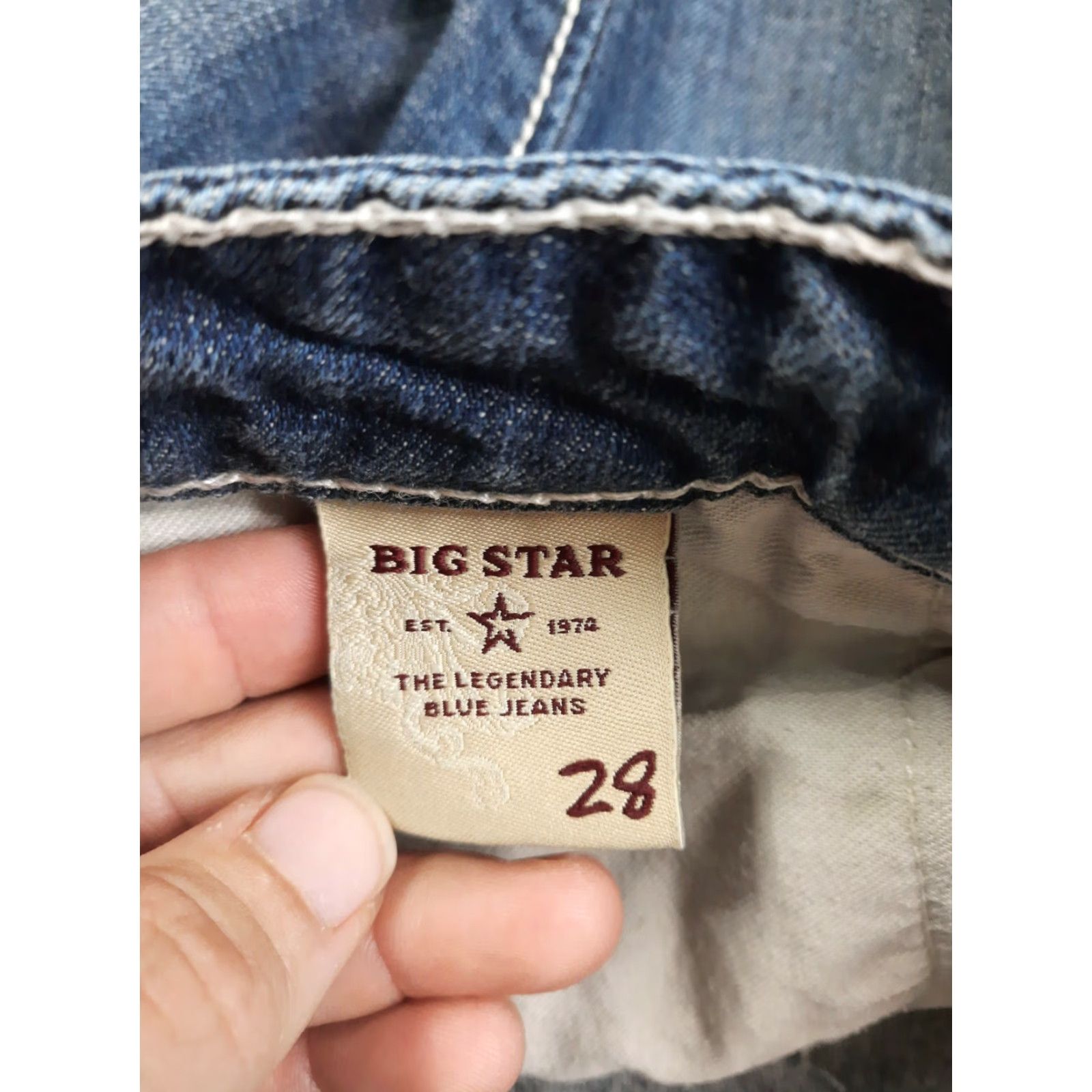 Denime Big Star LIV Capri Stretch Denim Crop Jeans Womens Size 28 Blue 5-Pocket Design Slim Crop Star Embroidered 21in Inseam Jeans Size 28" / US 6 / IT 42 - 4 Thumbnail