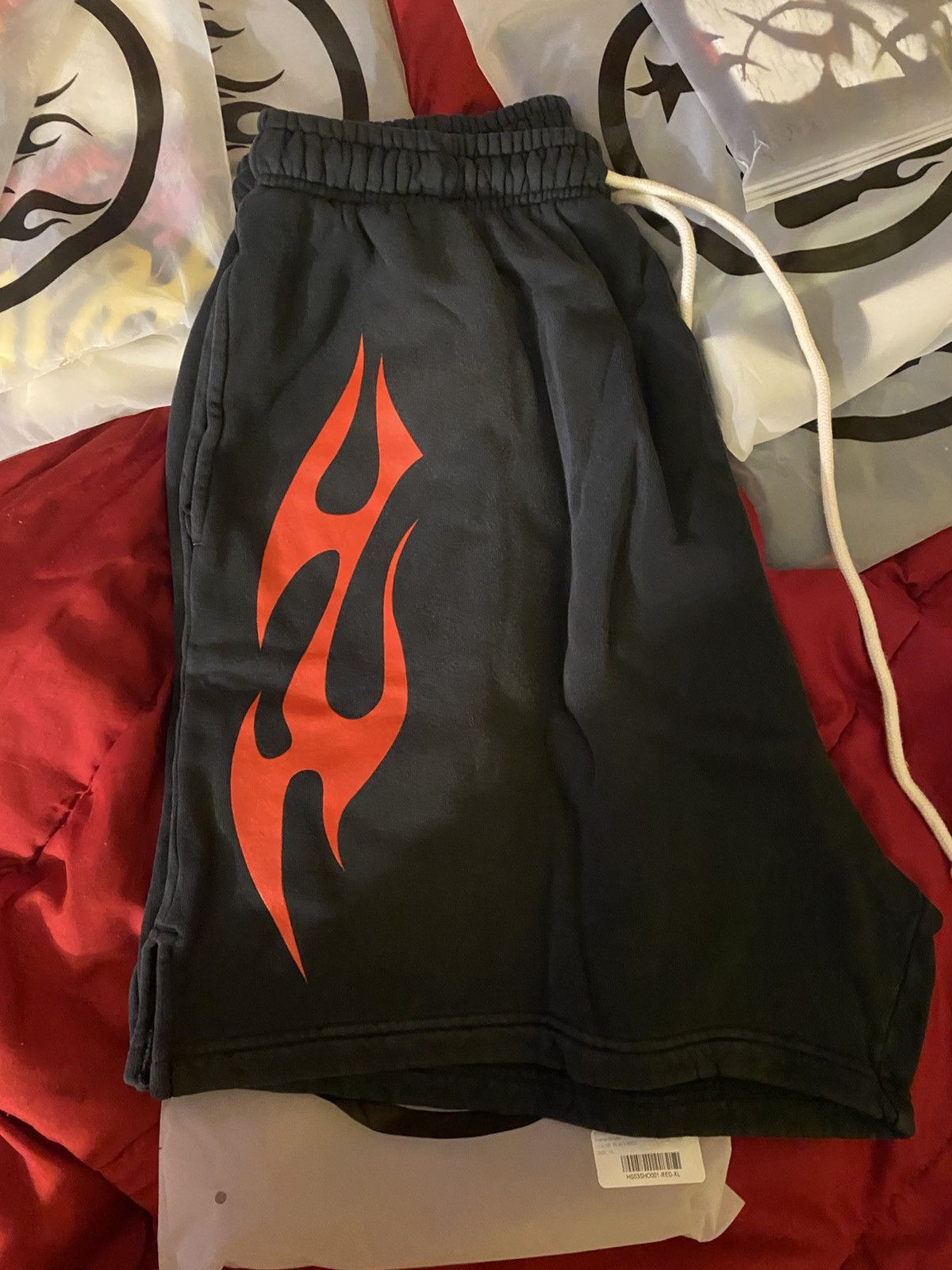 Brand new hellstar flame shorts black/red size xl