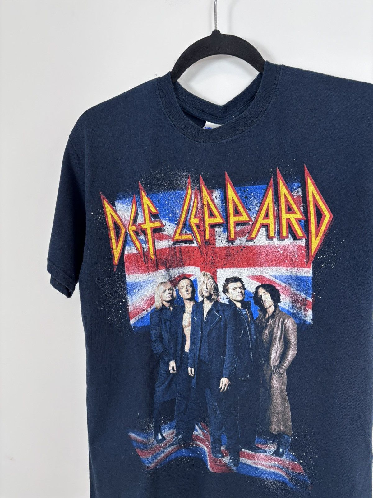 Band Tees Vintage Def Leppard 2008 European Tour Black T-Shirt Tee Size US M / EU 48-50 / 2 - 8 Thumbnail