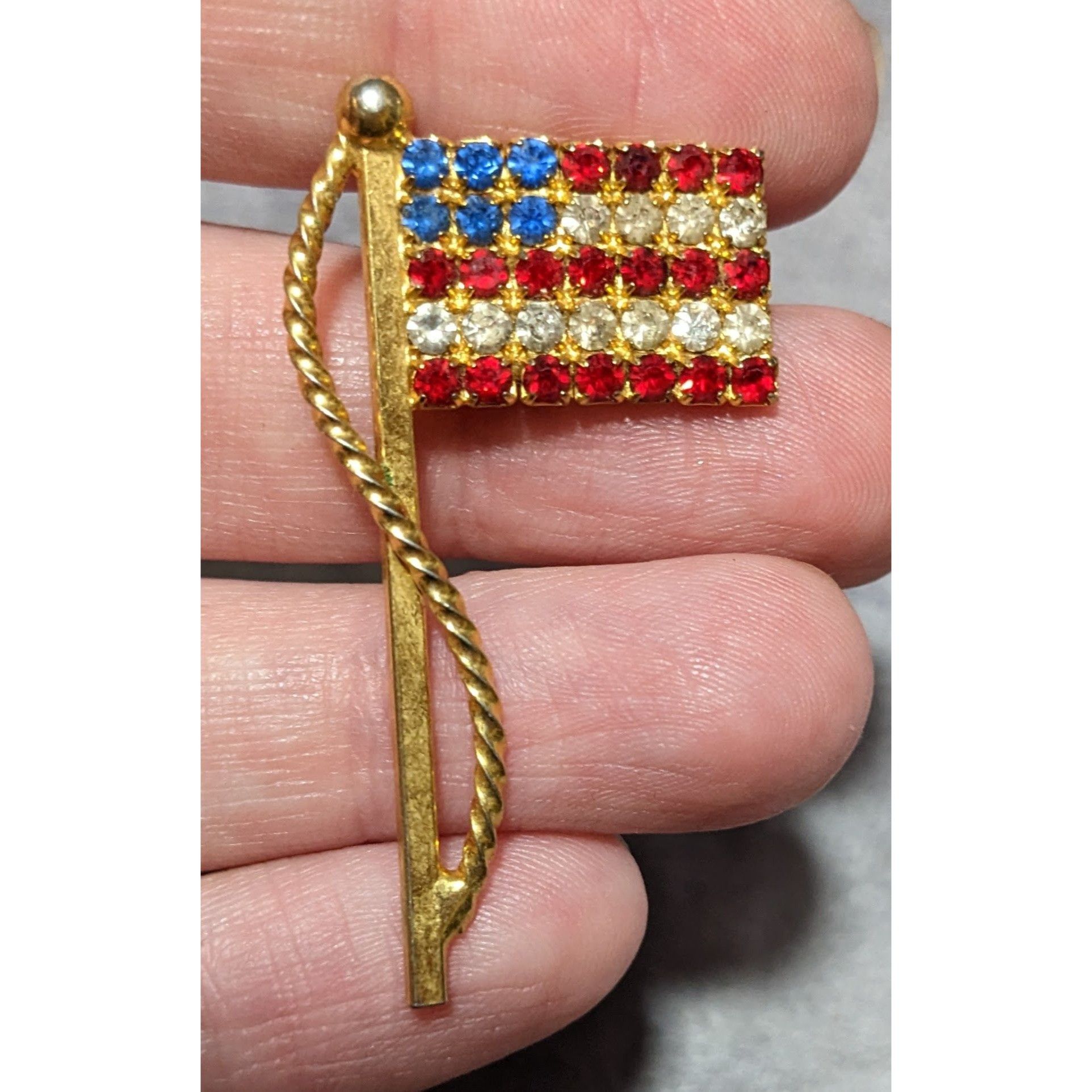 Other Vintage Rhinestone USA American Flag Brooch Size ONE SIZE - 4 Thumbnail