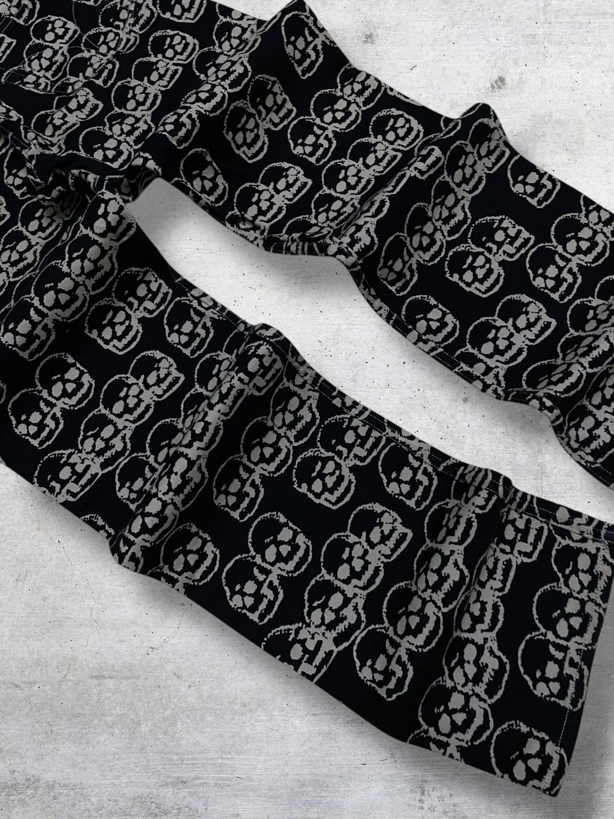 Hysteric Glamour VINTAGE HYSTERIC GLAMOUR FULLPRINT SKULL ICONIC PUNK PANT Size US 28 / EU 44 - 13 Thumbnail
