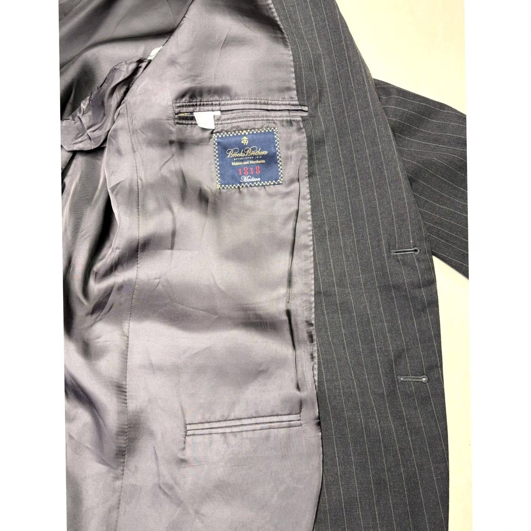 Brooks Brothers Brooks Brothers 1818 Madison Blazer Mens 46R Dark Gray Pinstripe Wool USA Size 46R - 6 Thumbnail