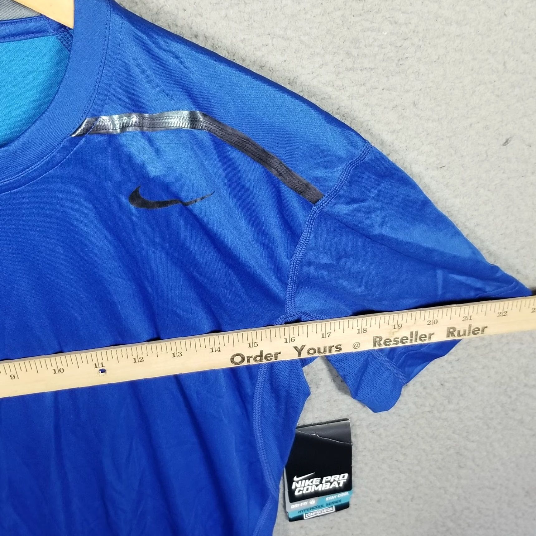 Nike Pro Combat Shirt Mens Large Blue Dri-FIT Compression Athletic 519988-497 Shirt Nike Pro Combat Athletic Dri-FIT Shirt Large Blue Men’s 519988-497