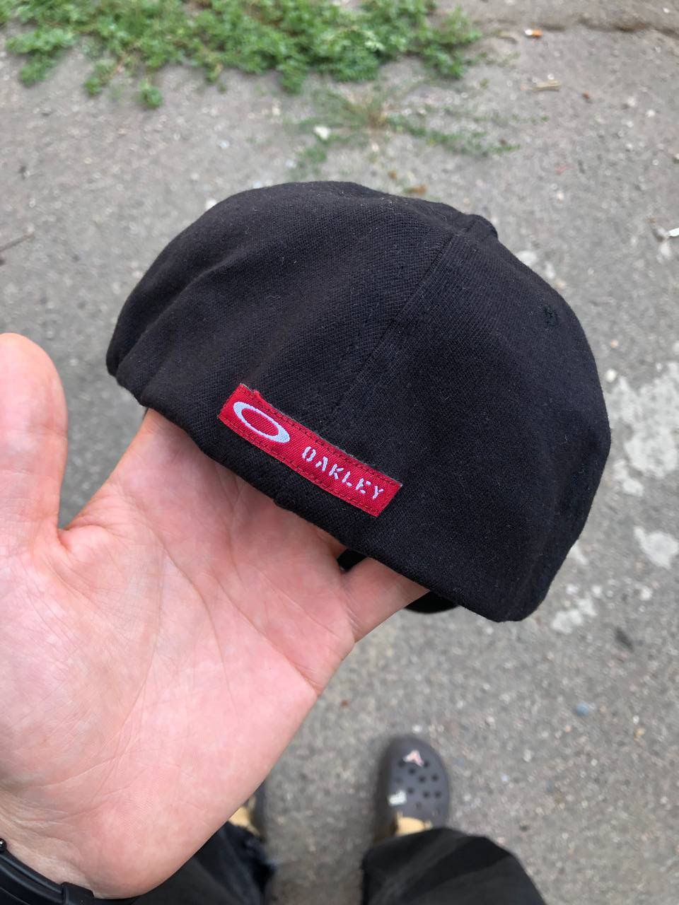 Oakley × Vintage VERY RARE OAKLEY SURF CAP DESIGNER CASUAL HATS JAPAN STYLE Size ONE SIZE - 4 Thumbnail
