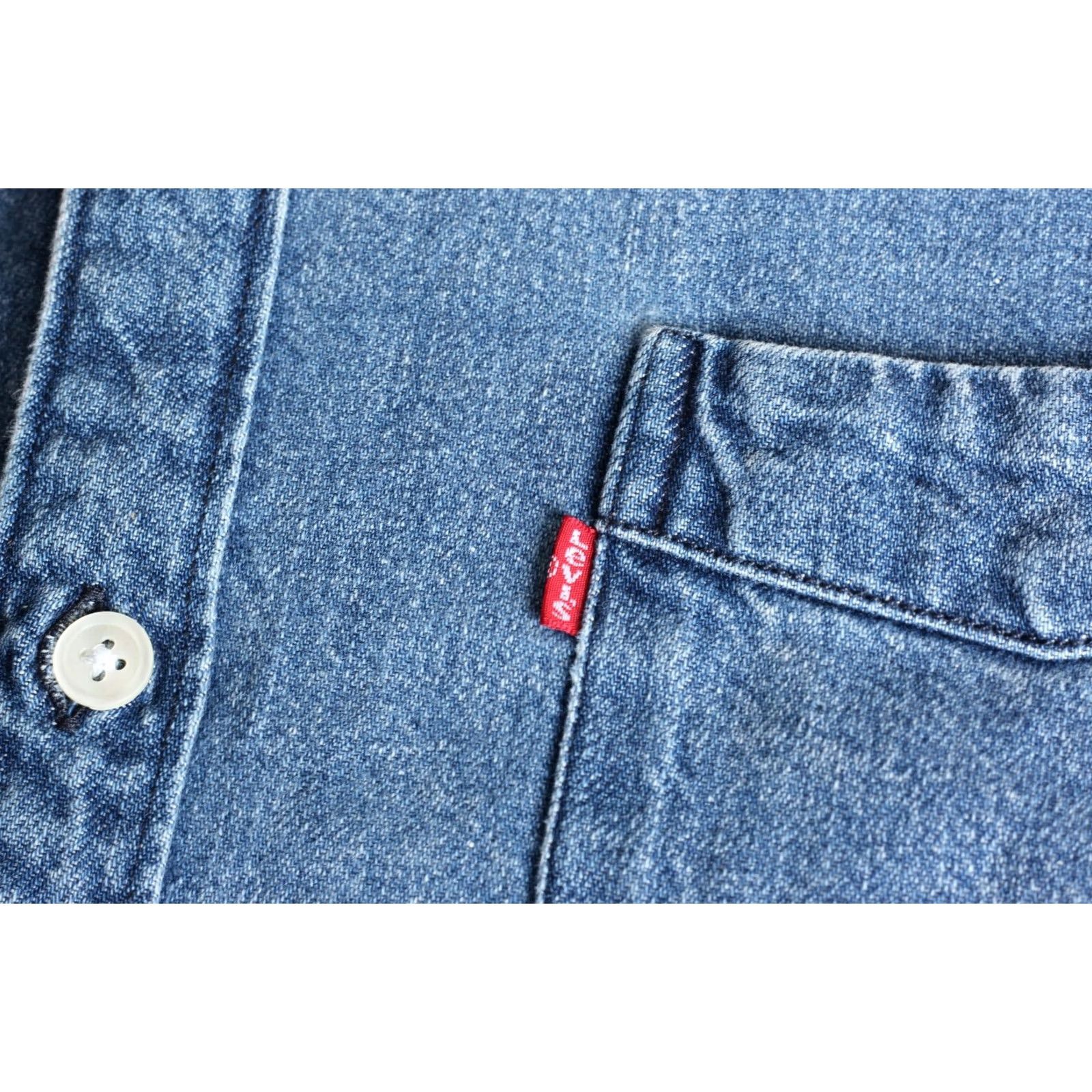 Levi's LEVI’S Denim Shirt Men Size L Oversized One Pocket Long Sleeve Blue Size US L / EU 52-54 / 3 - 4 Thumbnail