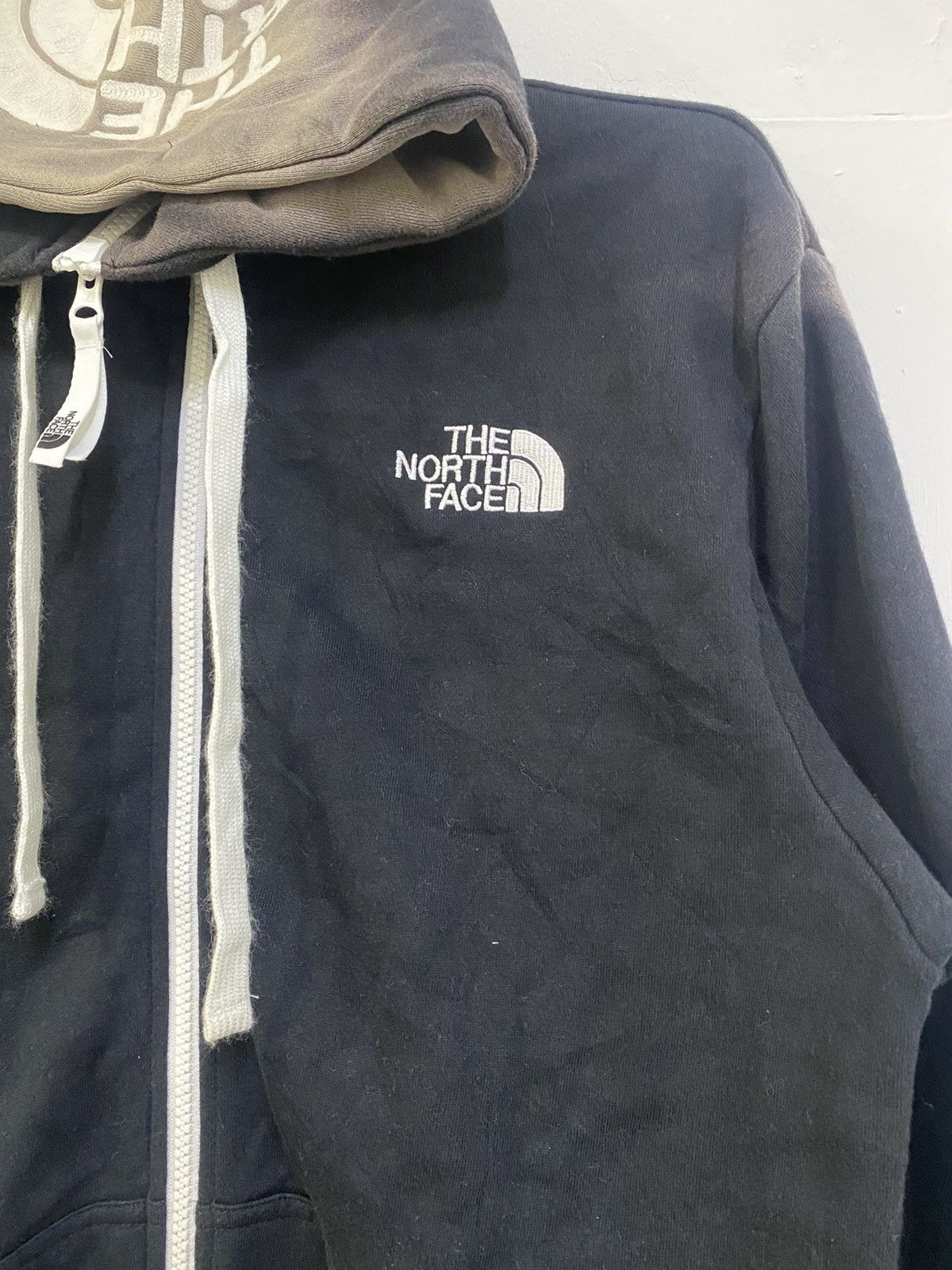 The North Face 💥THE NORTH FACE FADED SUNBURST ZIPPER HOODIE Size US M / EU 48-50 / 2 - 6 Thumbnail