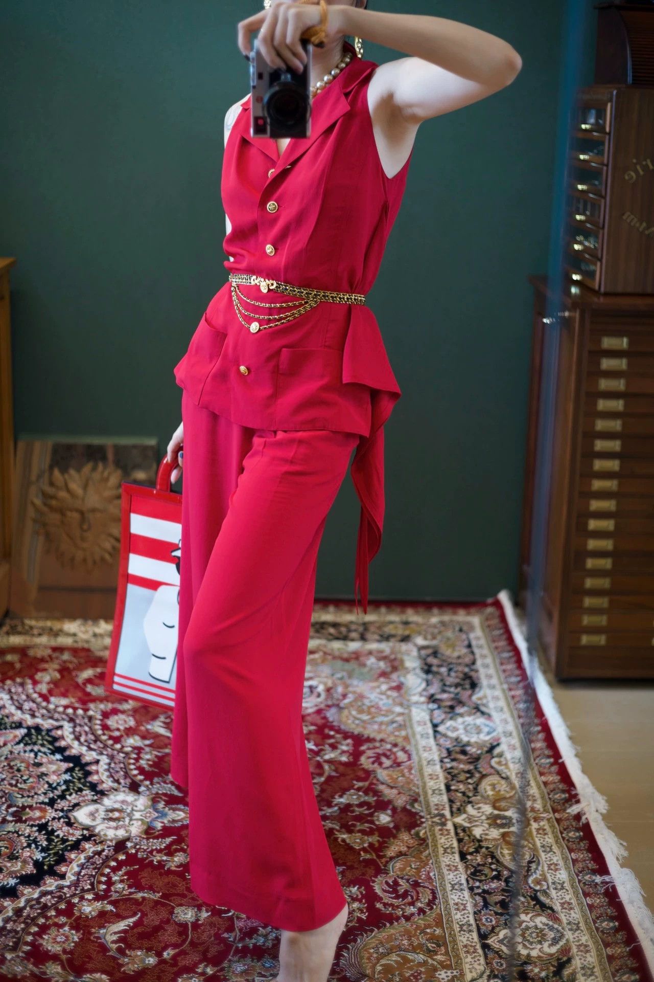 Chanel Chanel Vintage Wine Red Silk Wide Leg Set 38 Clover Buttons Size S / US 4 / IT 40 - 2 Thumbnail