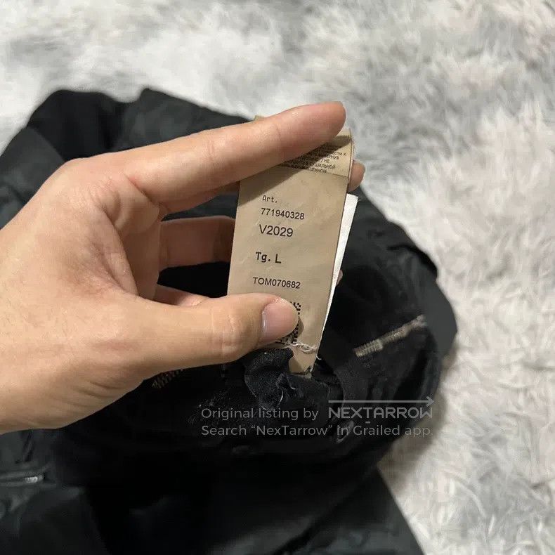 Stone Island Stone Island Shadow Series V Neck Nylon Jacket, Black, L S Size US L / EU 52-54 / 3 - 7 Thumbnail