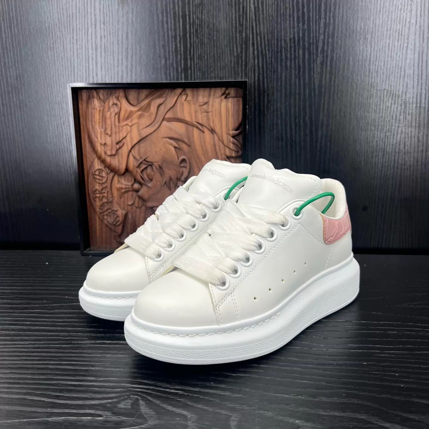Alexander McQueen Alexander McQueen white pink croc women's 34.5 99new Size US 4 / IT 34 - 1 Thumbnail