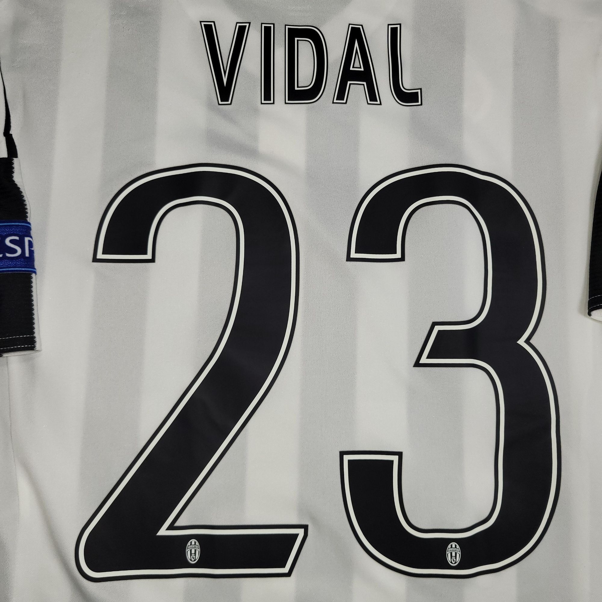 Adidas Vidal Juventus 2015 2016 PLAYER ISSUE Home Soccer Jersey L Size US L / EU 52-54 / 3 - 4 Thumbnail