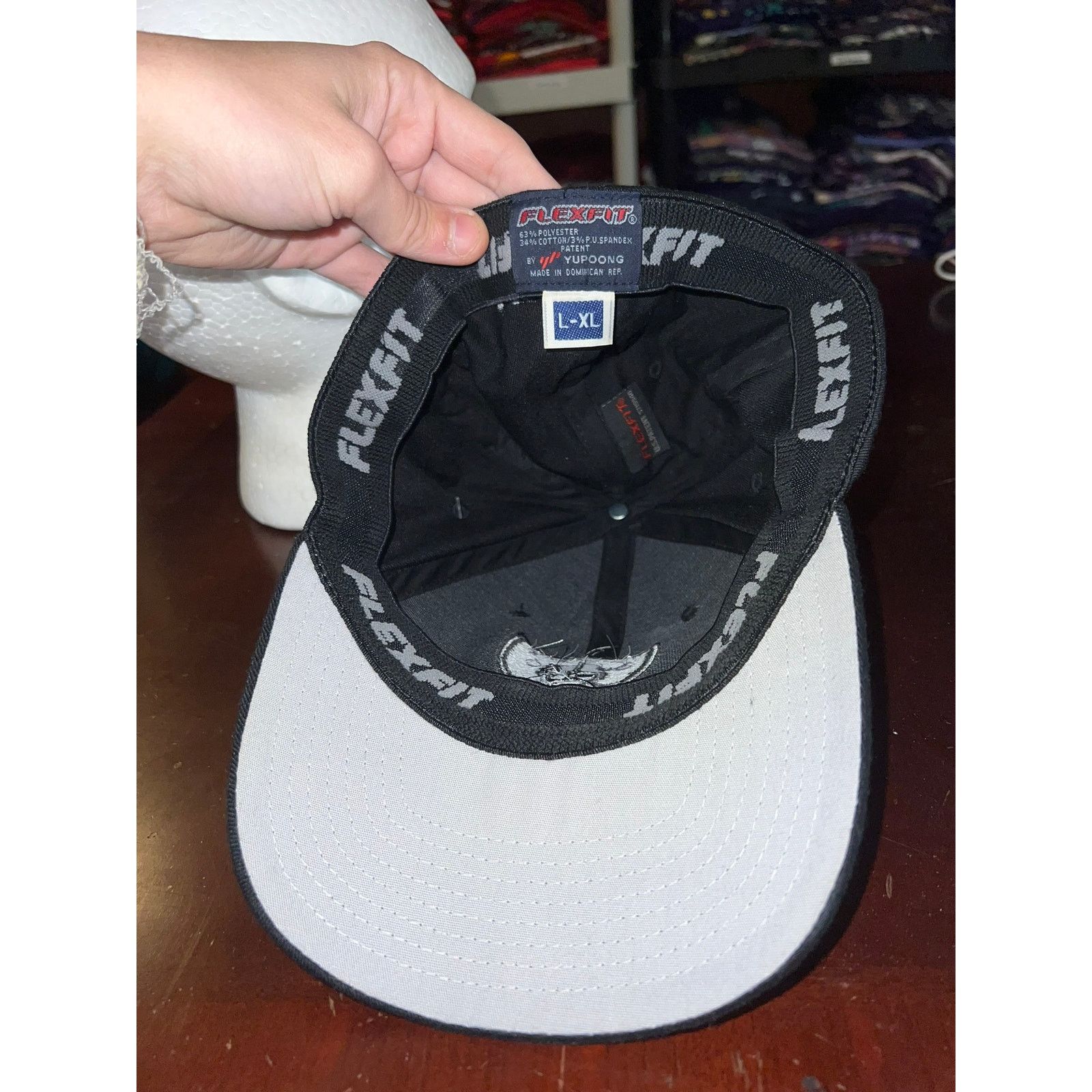 Vintage Oakland Raiders Hat Flexfit Necco Black NWT Cap Headwear Size ONE SIZE - 7 Thumbnail