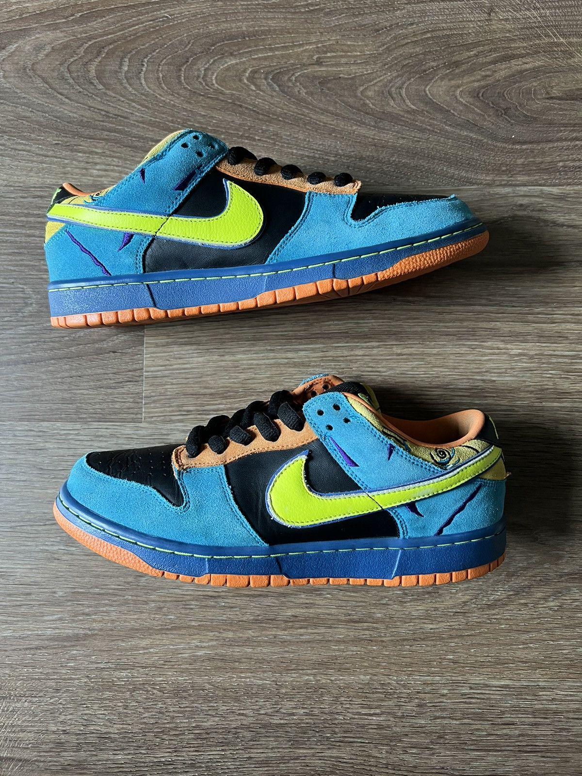 Nike Nike Sb dunk low “skat or die” Size US 9 / EU 42 - 1 Thumbnail