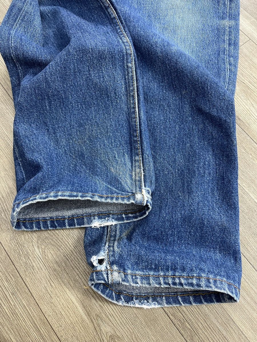 Levi's Vintage Clothing 🇺🇸1990s Vintage Levis 501XX 30x32 Distressed Faded Blue Jeans Size US 30 / EU 46 - 14 Thumbnail