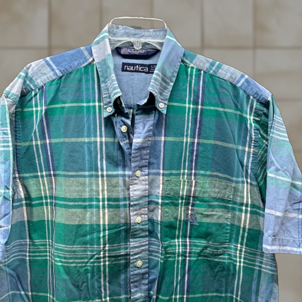 Nautica VINTAGE Nautica Shirt Mens Large Blue Plaid 90s Button-Up Short Sleeve Cotton Collared Beach Casual Workwear Size US L / EU 52-54 / 3 - 1 Thumbnail