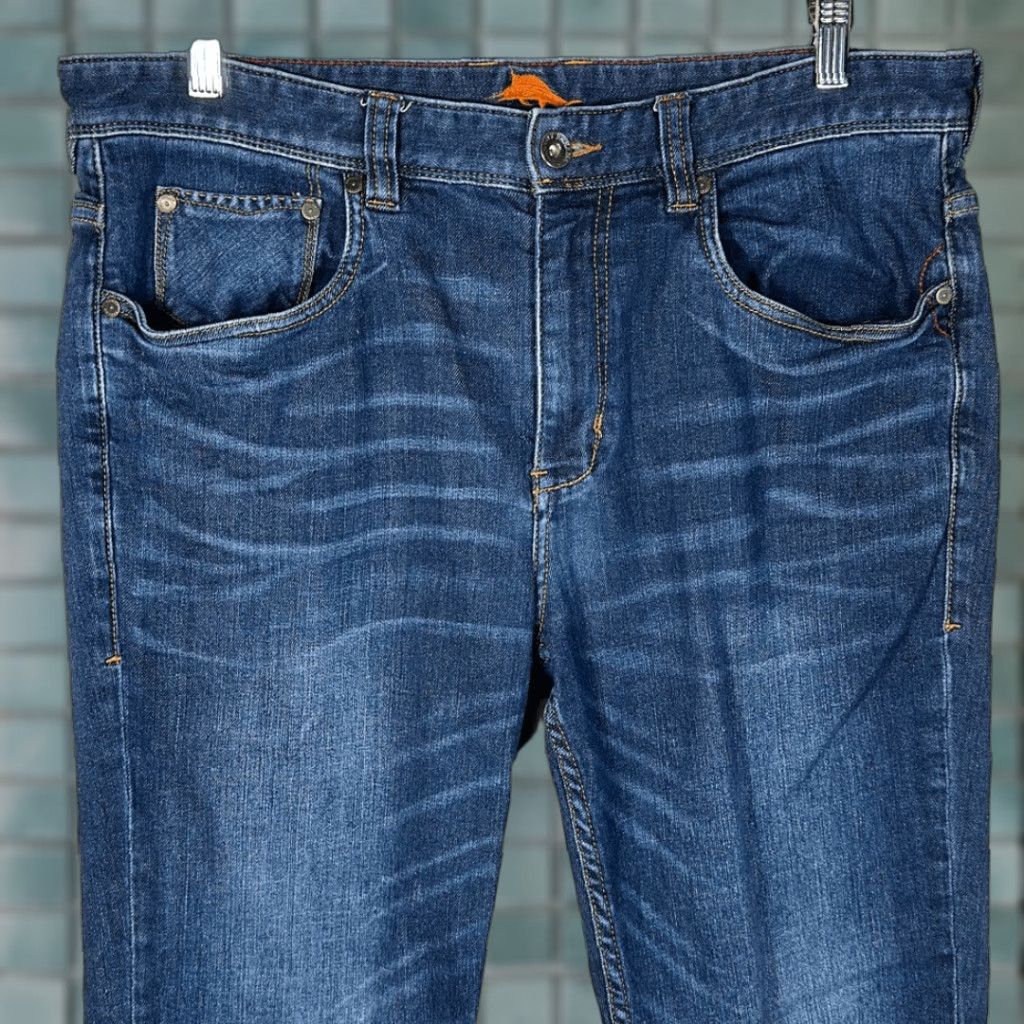 Tommy Bahama VINTAGE Tommy Bahama Mens Carmel Slim Jeans Jeans Men 38 Blue 32 Inseam 32 Slim Straight 7" leg opening Size US 38 / EU 54 - 1 Thumbnail