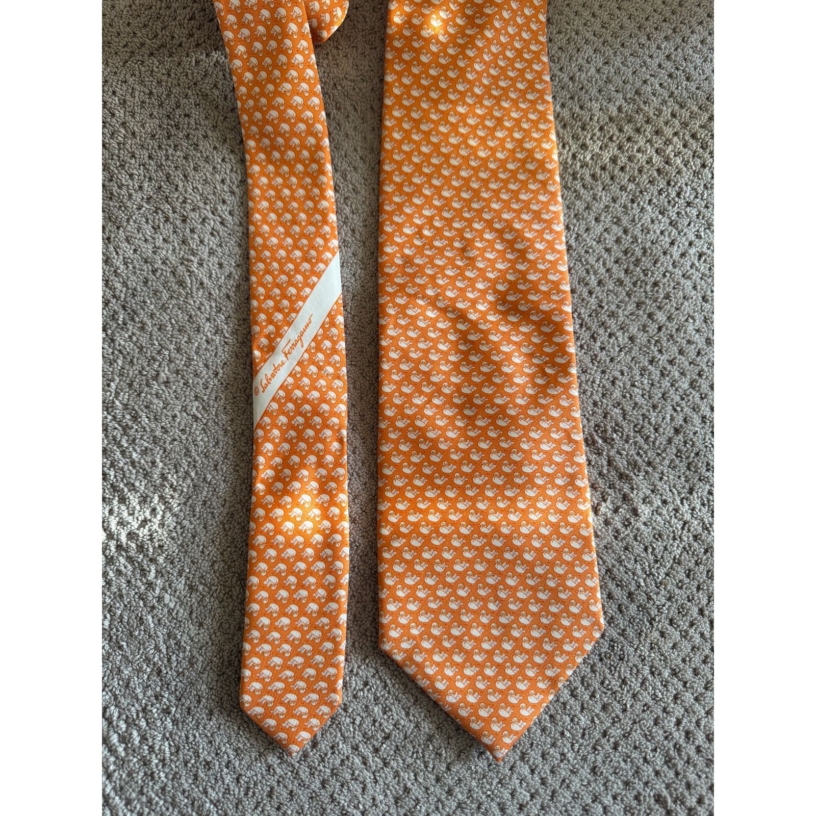 Salvatore Ferragamo Men's Salvatore Ferragamo Beautiful Peach Elephants Tie Size ONE SIZE - 3 Thumbnail