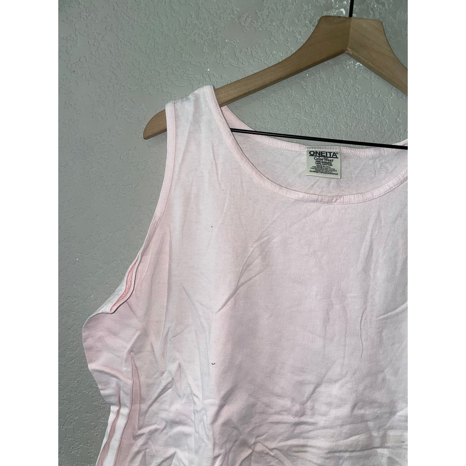 Vintage Vintage Pink Blank Tank Sleeveless shirt Oneita VTG XL 90s Size US XL / EU 56 / 4 - 2 Thumbnail