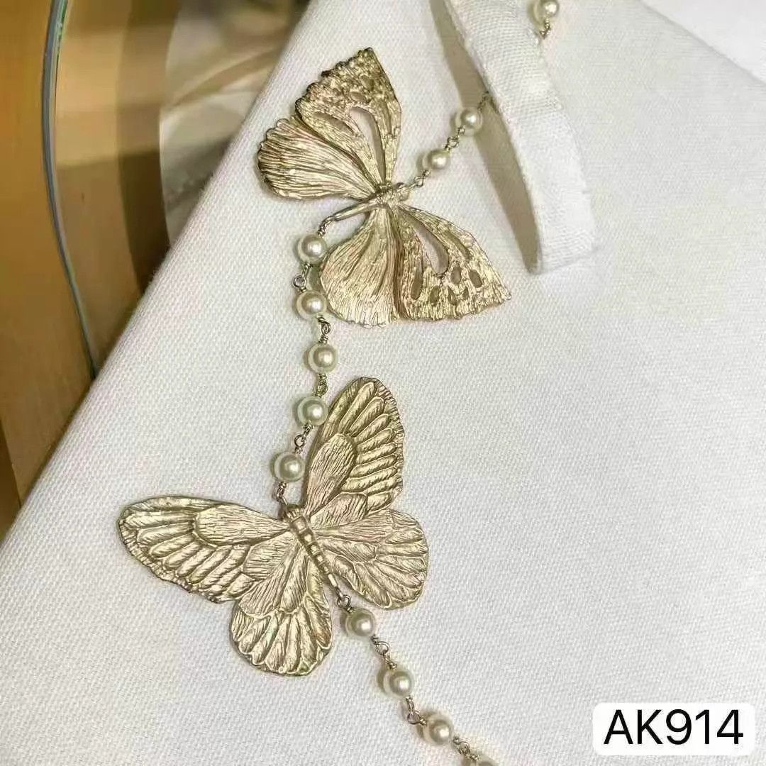Dior Dior S24 Metamorphose Gold Butterfly Necklace Rare Size ONE SIZE - 5 Thumbnail