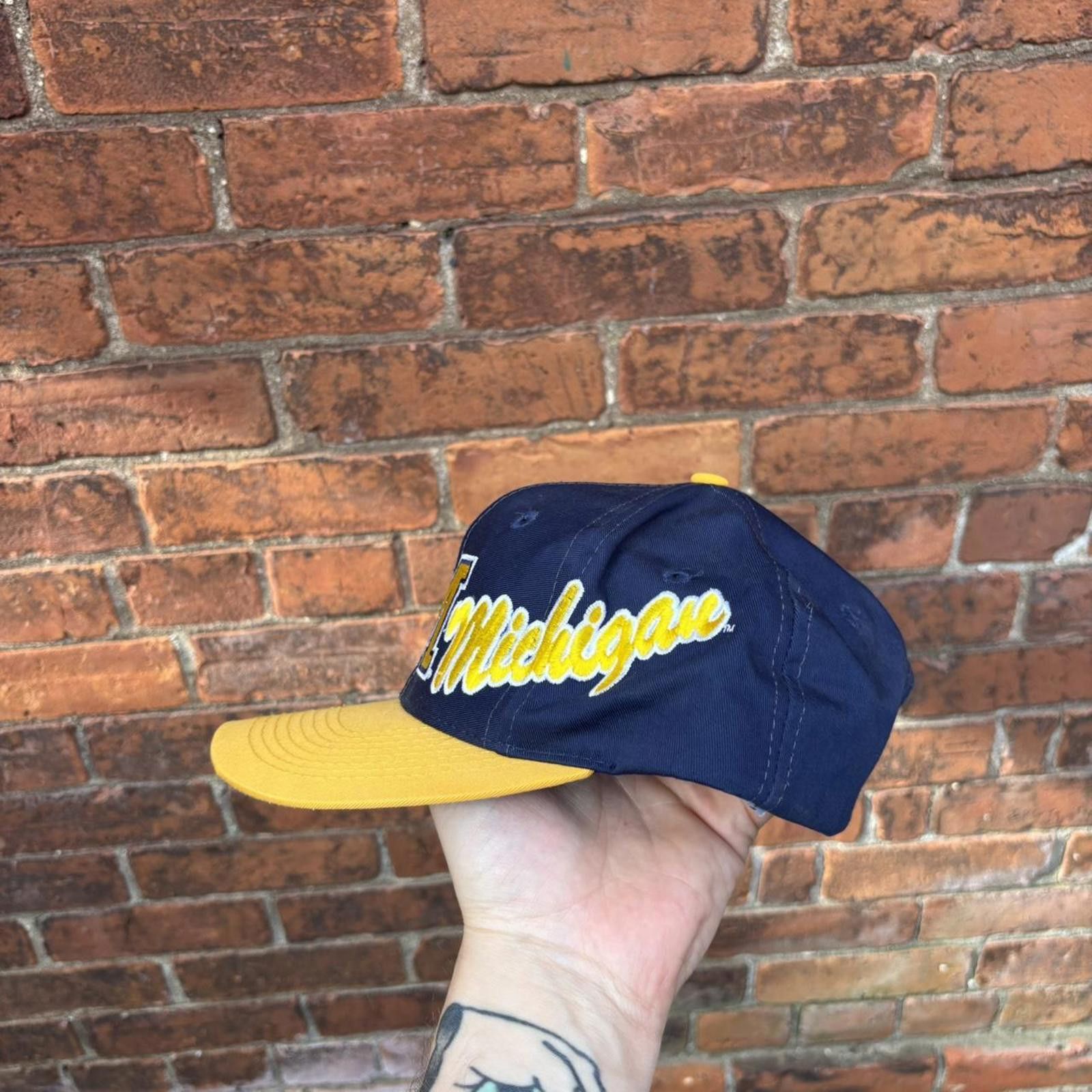 Other vintage university of Michigan strap back hat 90s OS Size ONE SIZE - 3 Thumbnail