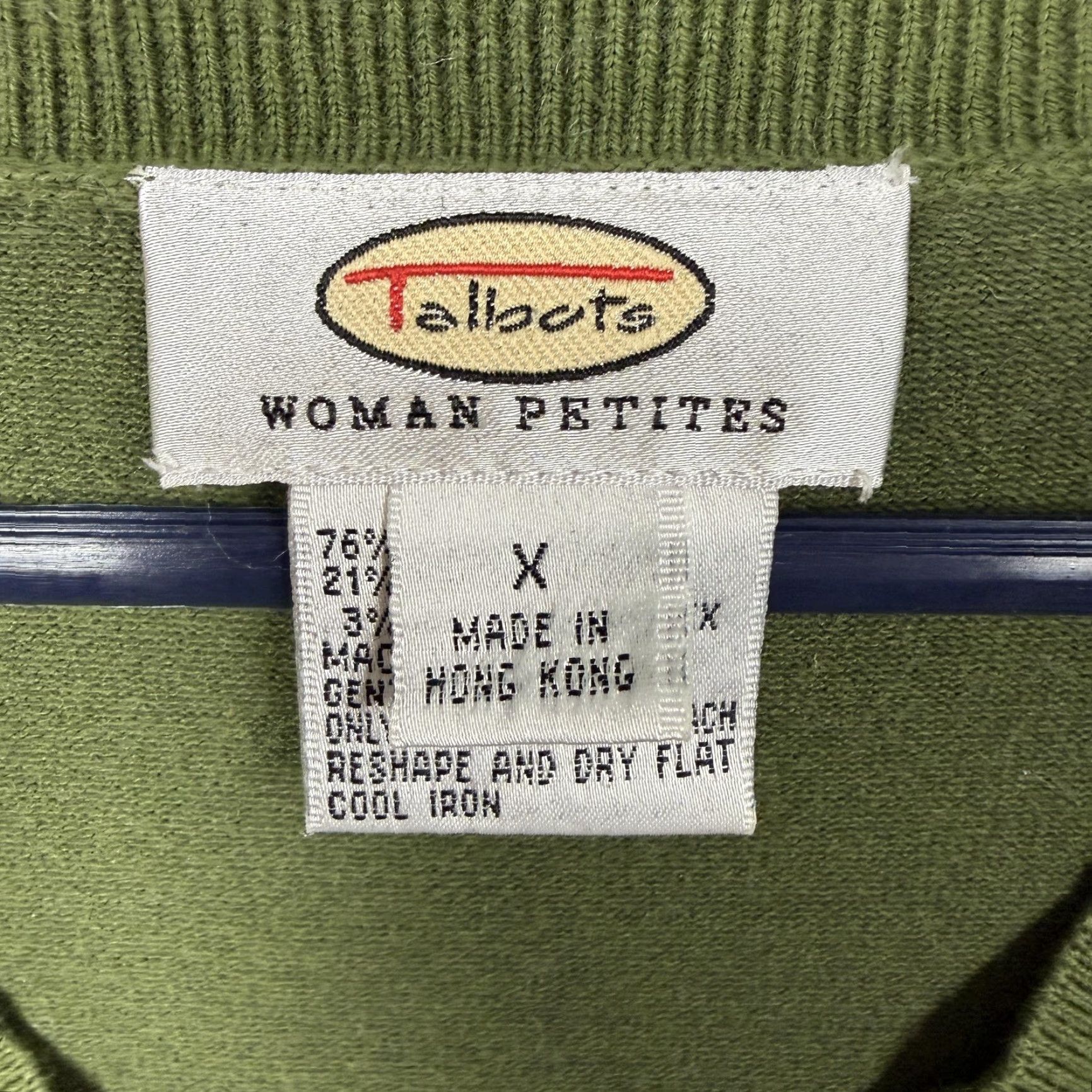Talbots VINTAGE Talbots Sweater XS Petite Green 90s Preppy V-Neck Pullover Women Adults Size XS / US 0-2 / IT 36-38 - 5 Thumbnail