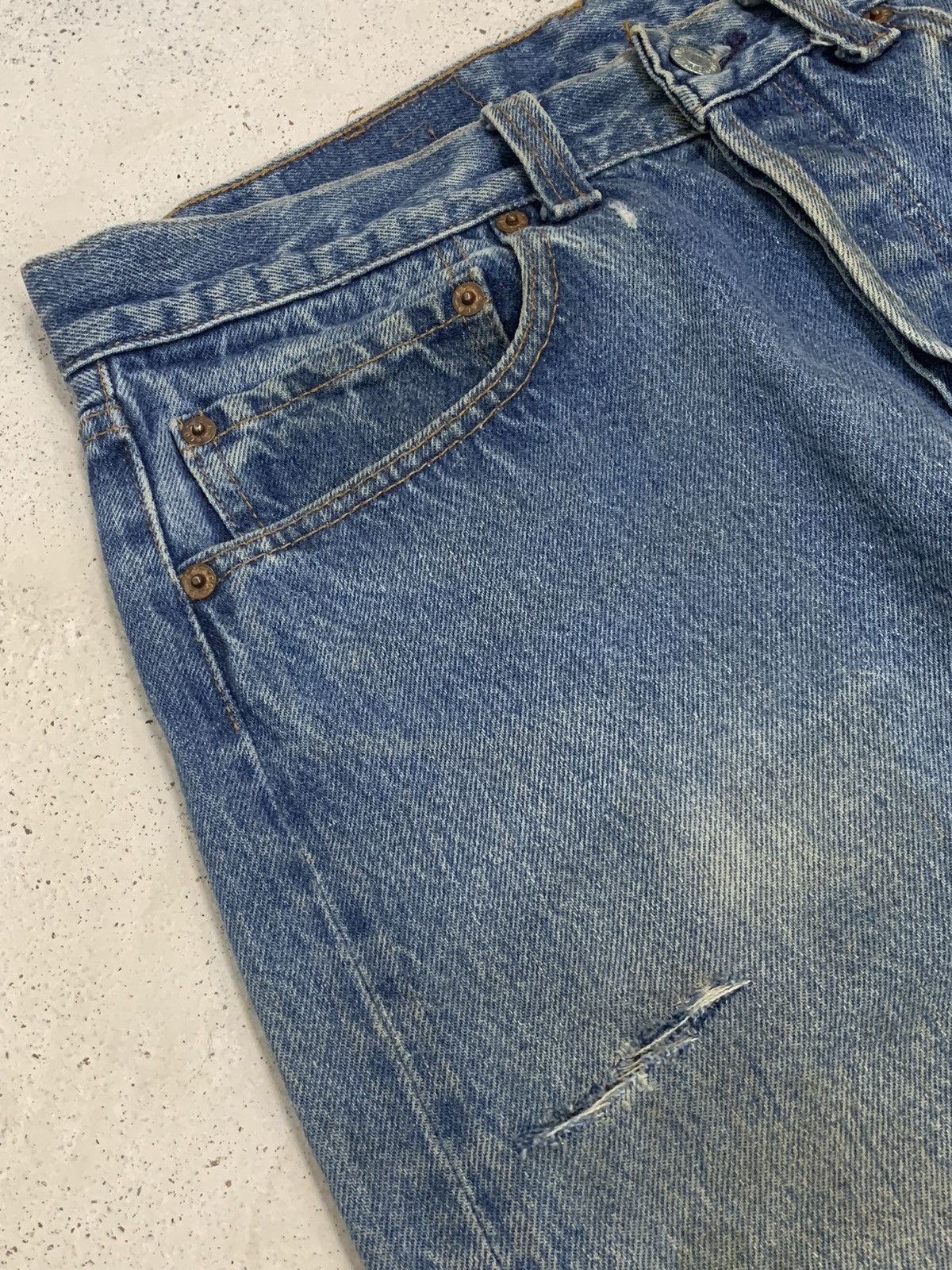 Levi's Levis 501 Vintage Muddy Patch Distressed Denim Size US 30 / EU 46 - 11 Thumbnail
