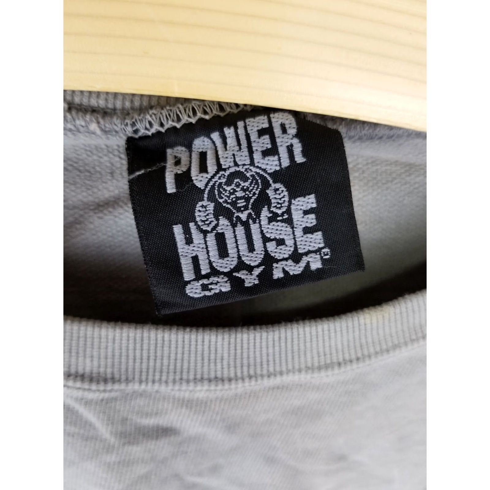 Vintage VINTAGE 90' POWER HOUSE GYM FADED DISTRESSED SWEATSHIRT SZ LARGE GRAY MADE IN USA Size US L / EU 52-54 / 3 - 4 Thumbnail