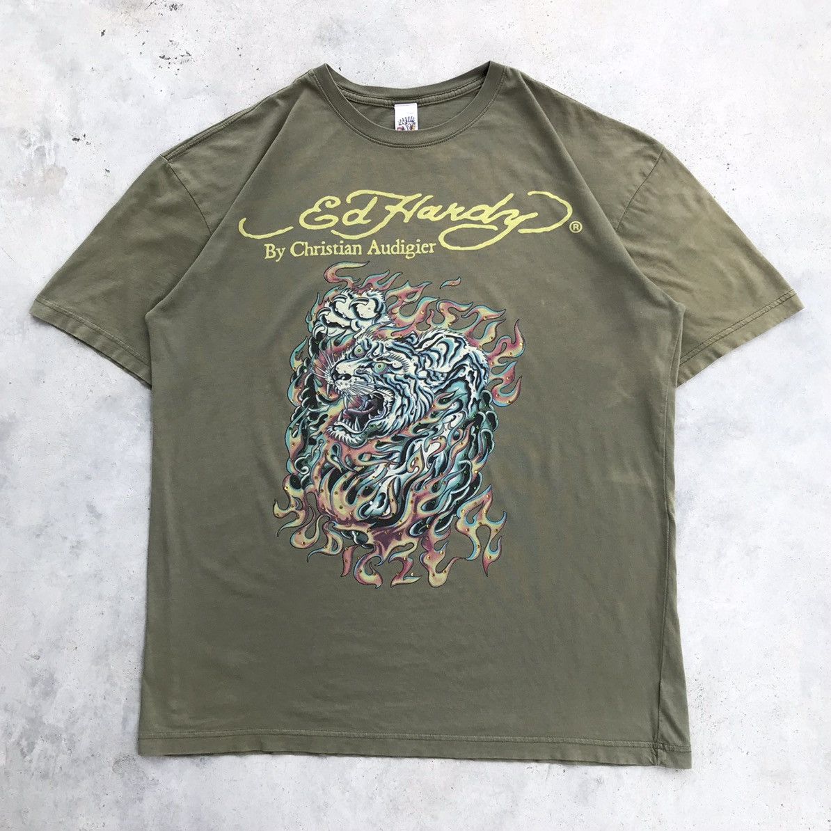 Ed Hardy Vintage 90's Ed Hardy " White Tiger Flame Icing " T-Shirt Size US L / EU 52-54 / 3 - 1 Thumbnail