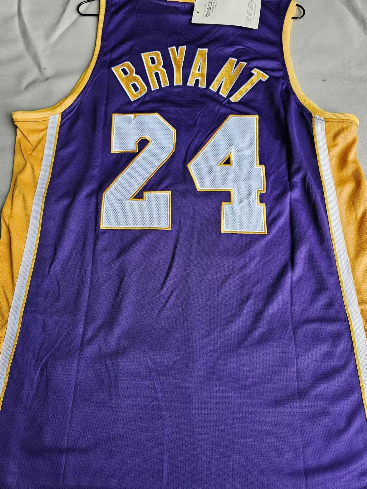 NBA 2008 09 Lakers #24 Kobe Bryant Jersey XL Size US XL / EU 56 / 4 - 2 Thumbnail