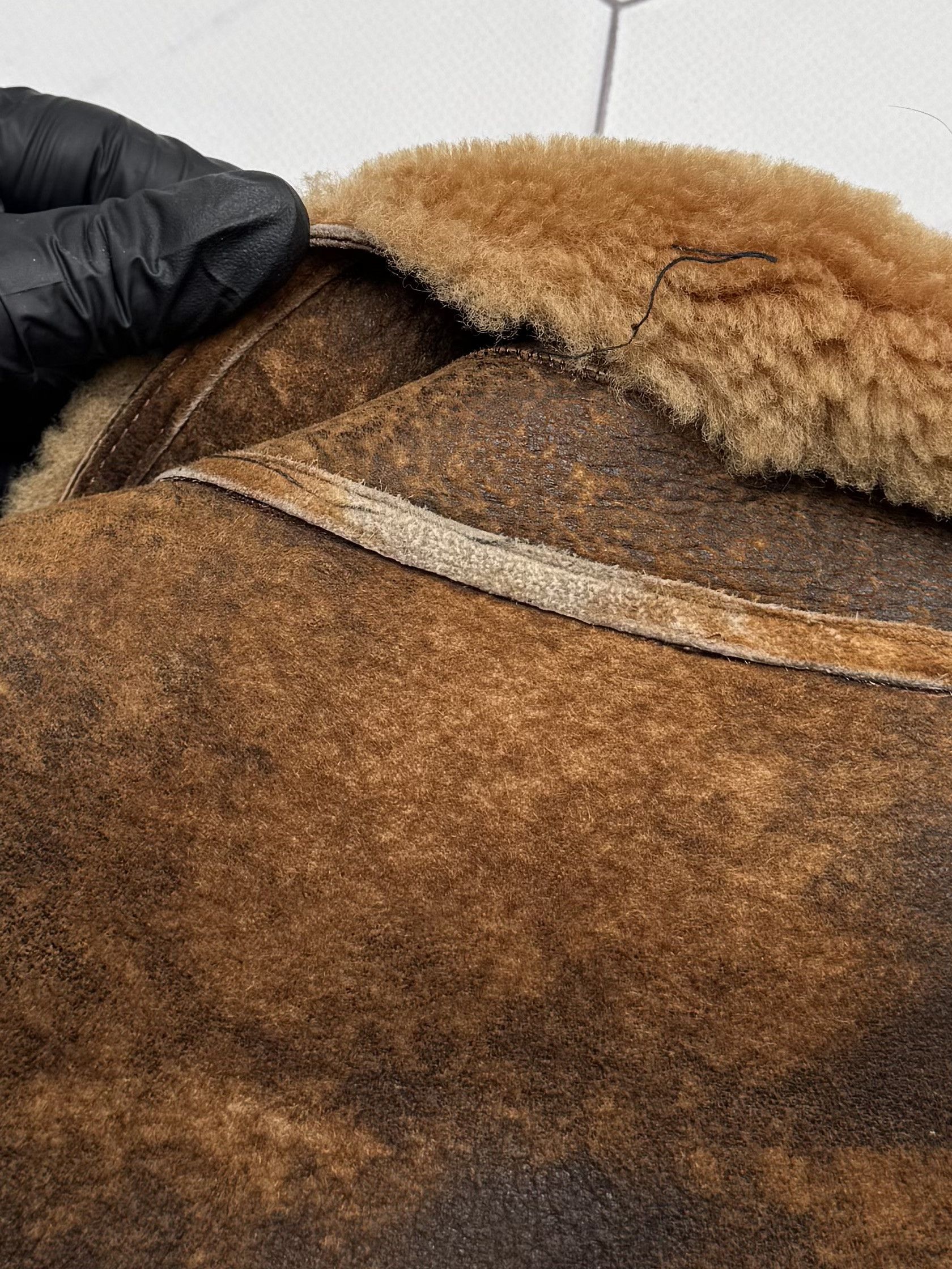 Vintage Vintage Real Shearling Faded Jacket(B409)E2D15 Size US XXL / EU 58 / 5 - 19 Thumbnail