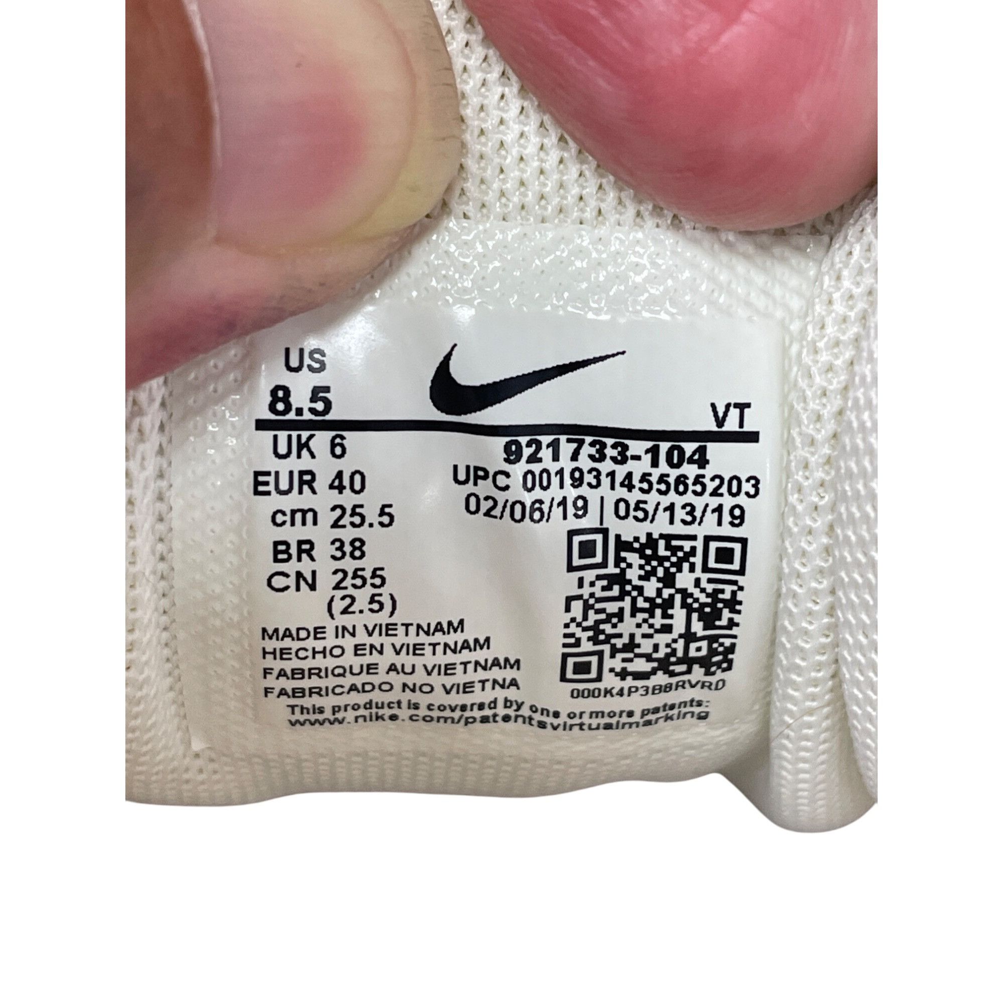 Nike Nike Air Max 97 Womens Summit White coral low top sneakers s Size US 8.5 / IT 38.5 - 6 Thumbnail