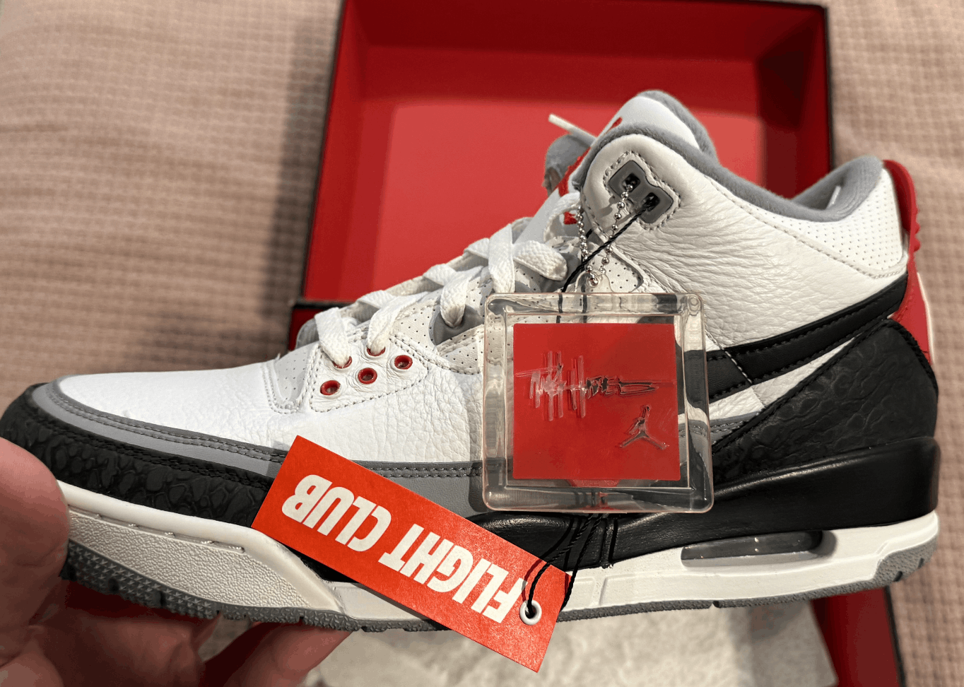 Nike Air Jordan 3 Retro Tinker Hatfield Size US 12 / EU 45 - 1 Thumbnail