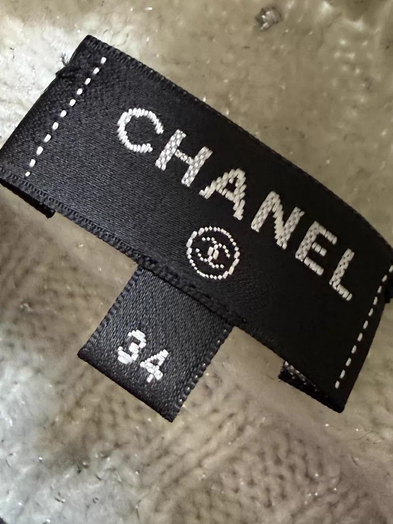 Chanel Chanel Long-sleeved knitted sweater with black coco letter Size XXS / US 00 / IT 34 - 5 Thumbnail