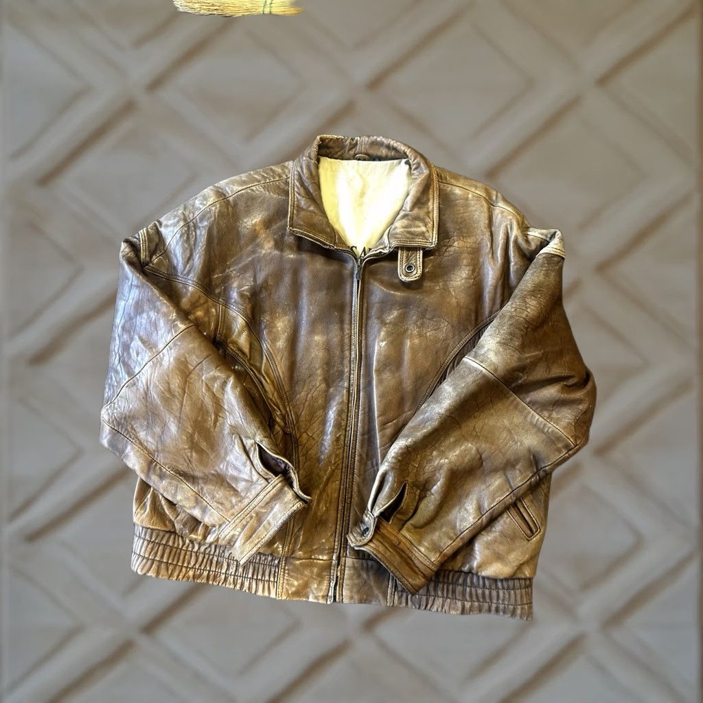 Vintage VINTAGE Mirage Distressed Flight Bomber Jacket Leather Rust Brown 80s Size 46 Mens Jacket Size US S / EU 44-46 / 1 - 1 Thumbnail