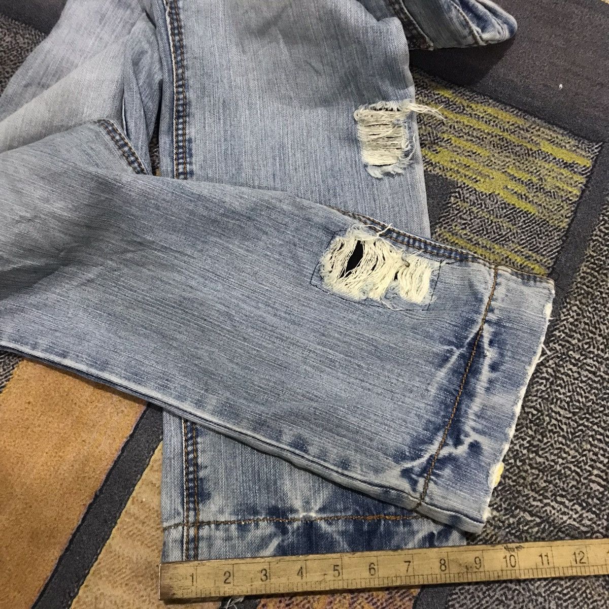 Disney Hello kitty sanrio reworked jeans distressed straightcut Size 32" / US 10 / IT 46 - 8 Thumbnail